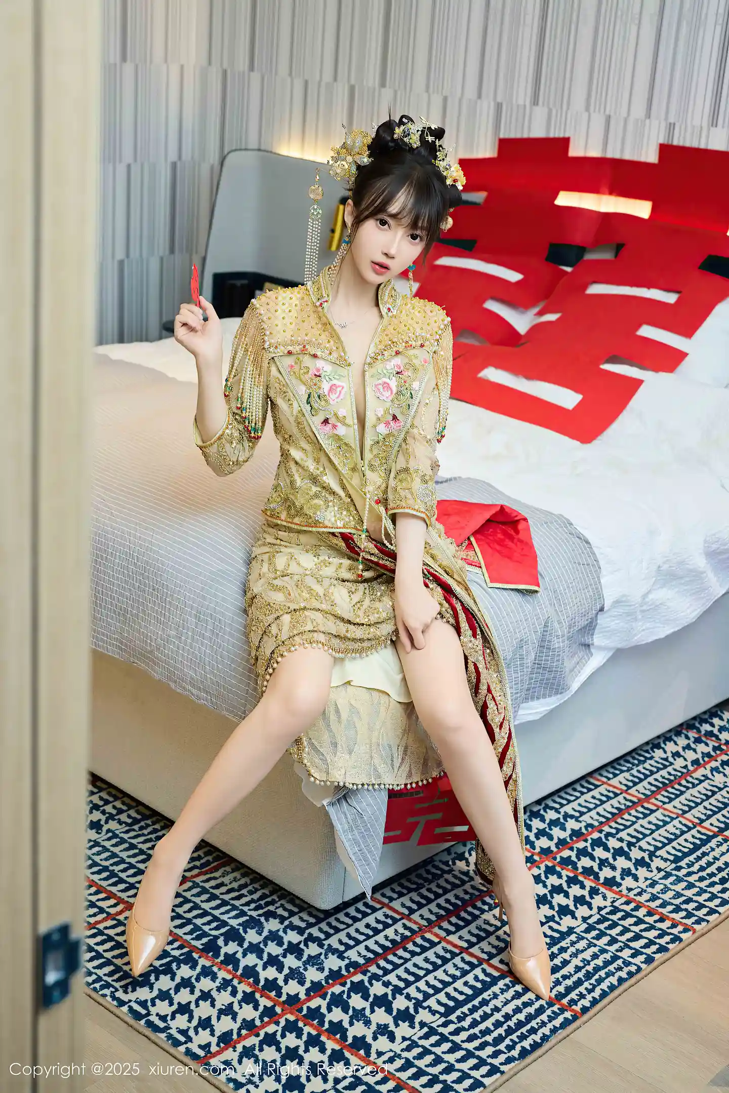 图片[2]-[XiuRen秀人网]VOL.10567 模特玥儿玥er性感红色蕾丝内衣配超薄肉丝秀完美身材诱惑写真72P-秀人网官方网站